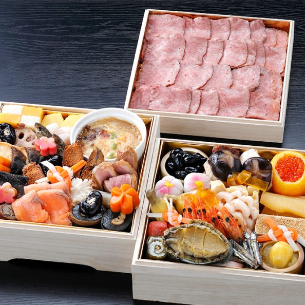 生産牧場指定 近江牛ローストビーフ300ｇ付 おせち料理二段重