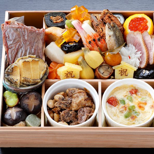 生産牧場指定 A4等級以上近江牛使用 近江牛がメインのおせち料理一段重